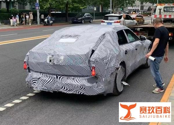 小鹏P6谍照曝光,纯电中型四门轿跑,年内上市