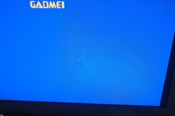 DVD播放器可以连显示器吗?