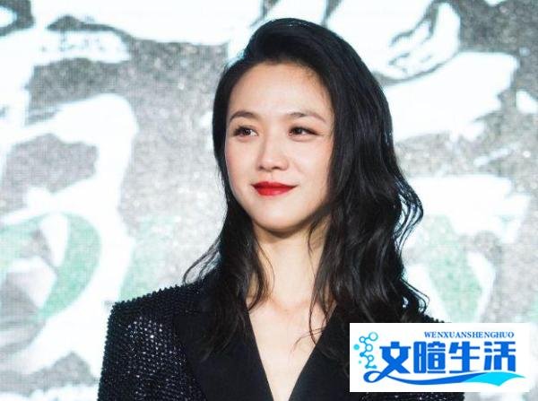 汤唯在《色戒》中的牺牲，远比镜头里的多，冯小刚都为其打抱不平！