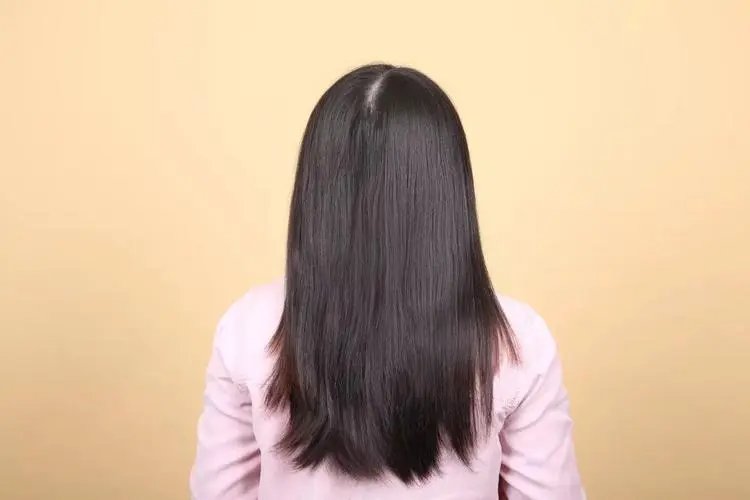 填动词：什么的头发？
