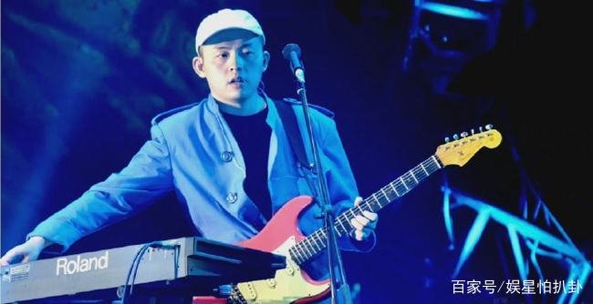周迅与卓越相差13岁引热议，她为何对音乐人情有独钟？