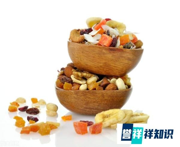 爱拉夫哟零食店利润一般在多少