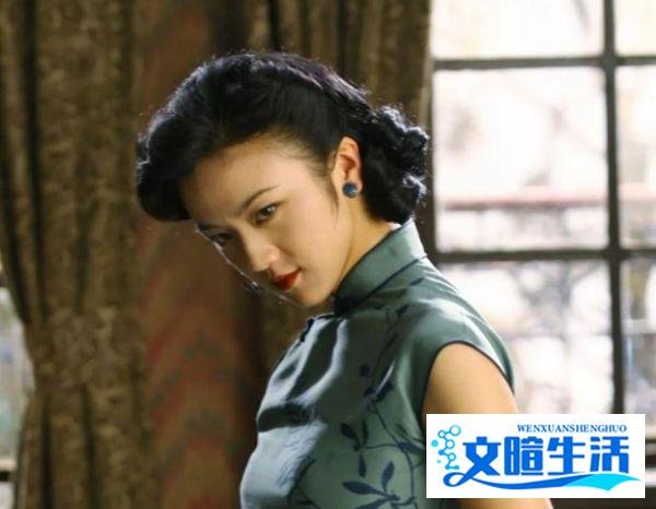 汤唯在《色戒》中的牺牲，远比镜头里的多，冯小刚都为其打抱不平！