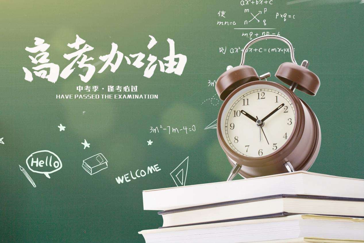 如何看待王灿龙建议高考纸版电子版准考证并行认证？这对学生来说有何益处？