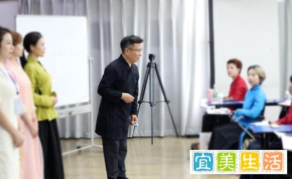 礼仪培训——礼仪培训师培训班怎么收费