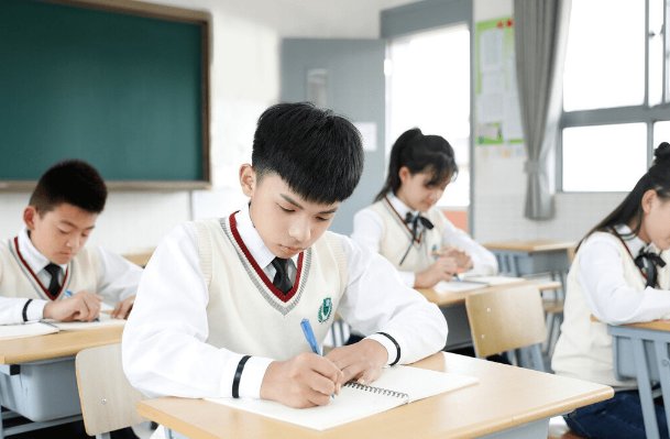 色笔顺笔画顺序