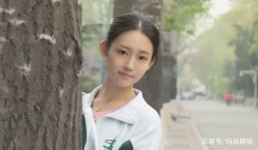“绿地门”后反思，你认为女主缺钱还是觉得生活没意义呢