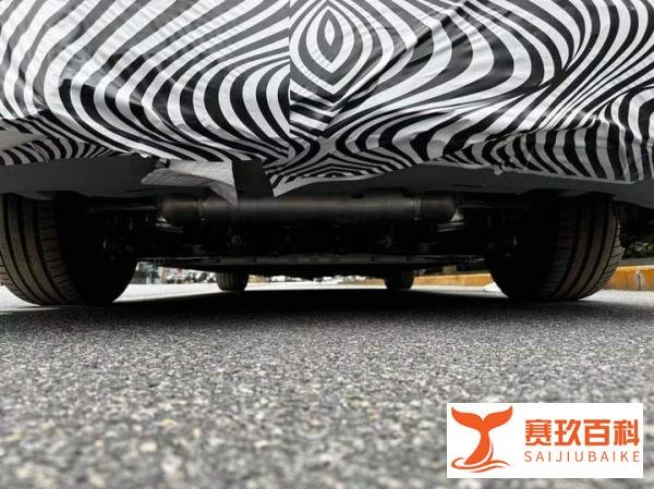 小鹏P6谍照曝光,纯电中型四门轿跑,年内上市