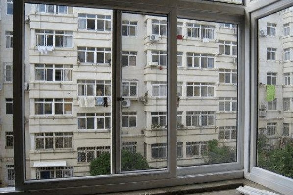 窗外的窗笔顺