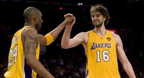 老将泪洒现场，前NBA球星保罗加索尔宣布退役：真希望科比在场