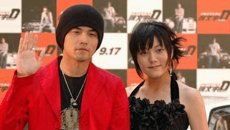 《一路向北》mv女主角叫什么?