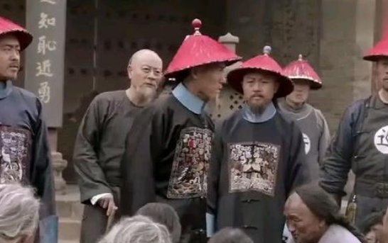 在清朝近三百年历史中，康熙为何把“清官第一”赐给了于成龙？