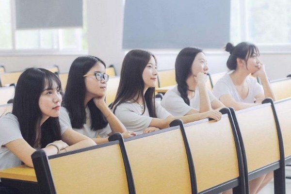 北京高校对超期学生发逾期警告,研究生也有退学风险吗?