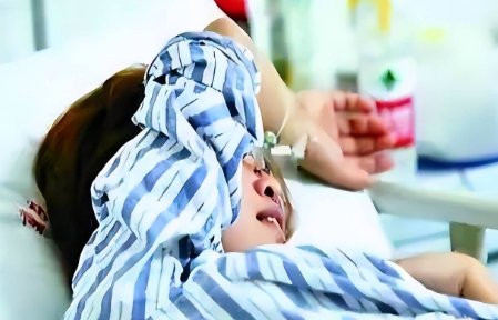云南一初中女生在校分娩，警方受理家属报警，案件目前有何进展？