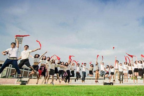 北京高校对超期学生发逾期警告,研究生也有退学风险吗?