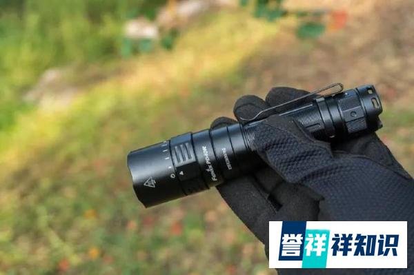 售价千元左右的Fenix菲尼克斯高性能手电推荐 看看到底强在哪？