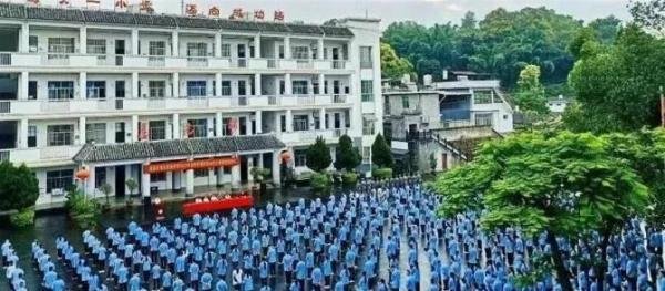 云南一边境小镇3所学校因缅甸战事停课!