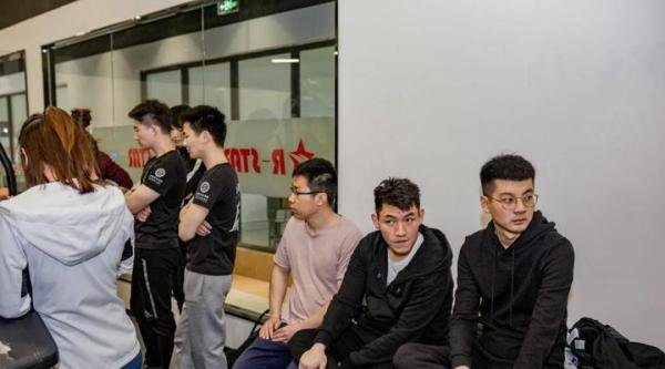 哪里有私人教练培训班?