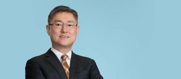 从传奇辩手到顶级律师：离开普衡，他跳槽到了哪里？