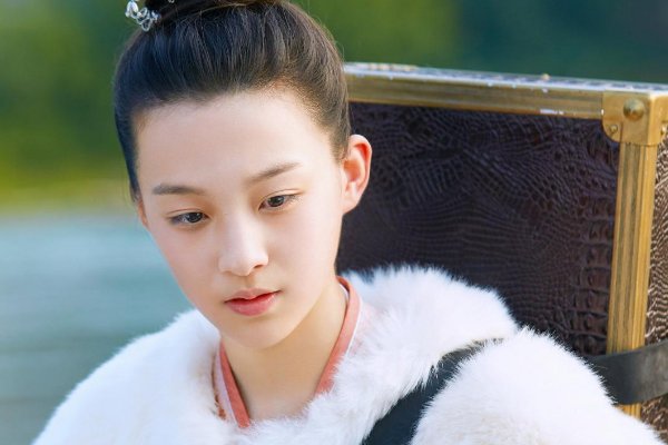 叶轻眉为什么要给庆帝下药生孩子？