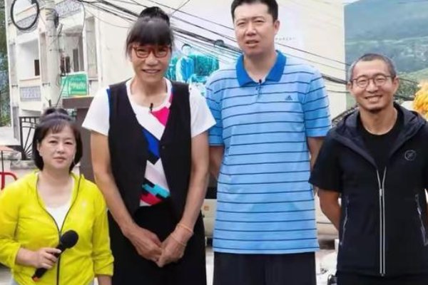 郑海霞为什么像男的?