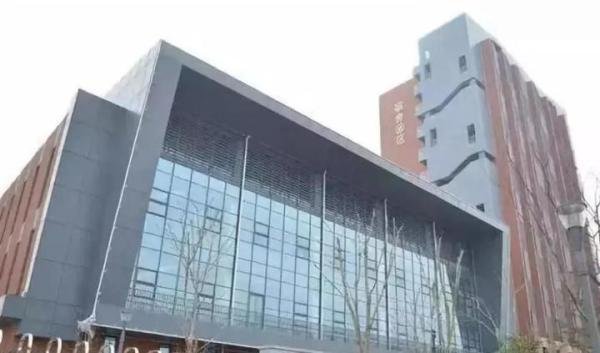 无锡最好的高中春游致2死,仅17岁,一个学霸一个班长太让人心疼