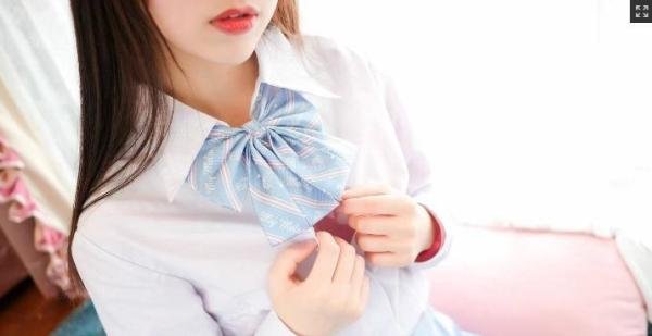他为什么喜欢制服诱惑？男人喜欢制服诱惑的心理