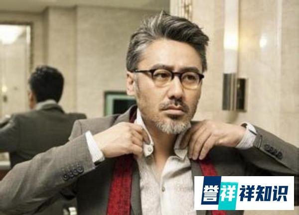 吴秀波风波后首次露面，尽显苍老？