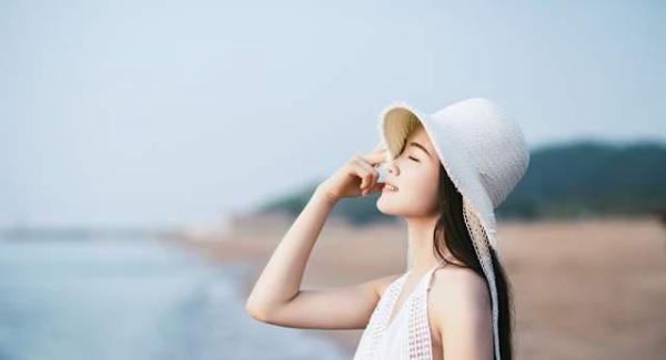 男人喜欢看女人穿短裙,究竟是什么心理?无外乎这3种