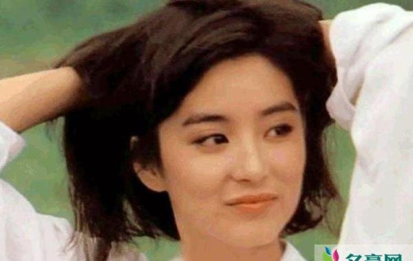 秦汉否认秘婚林青霞 秦汉表示：那根本别有目的